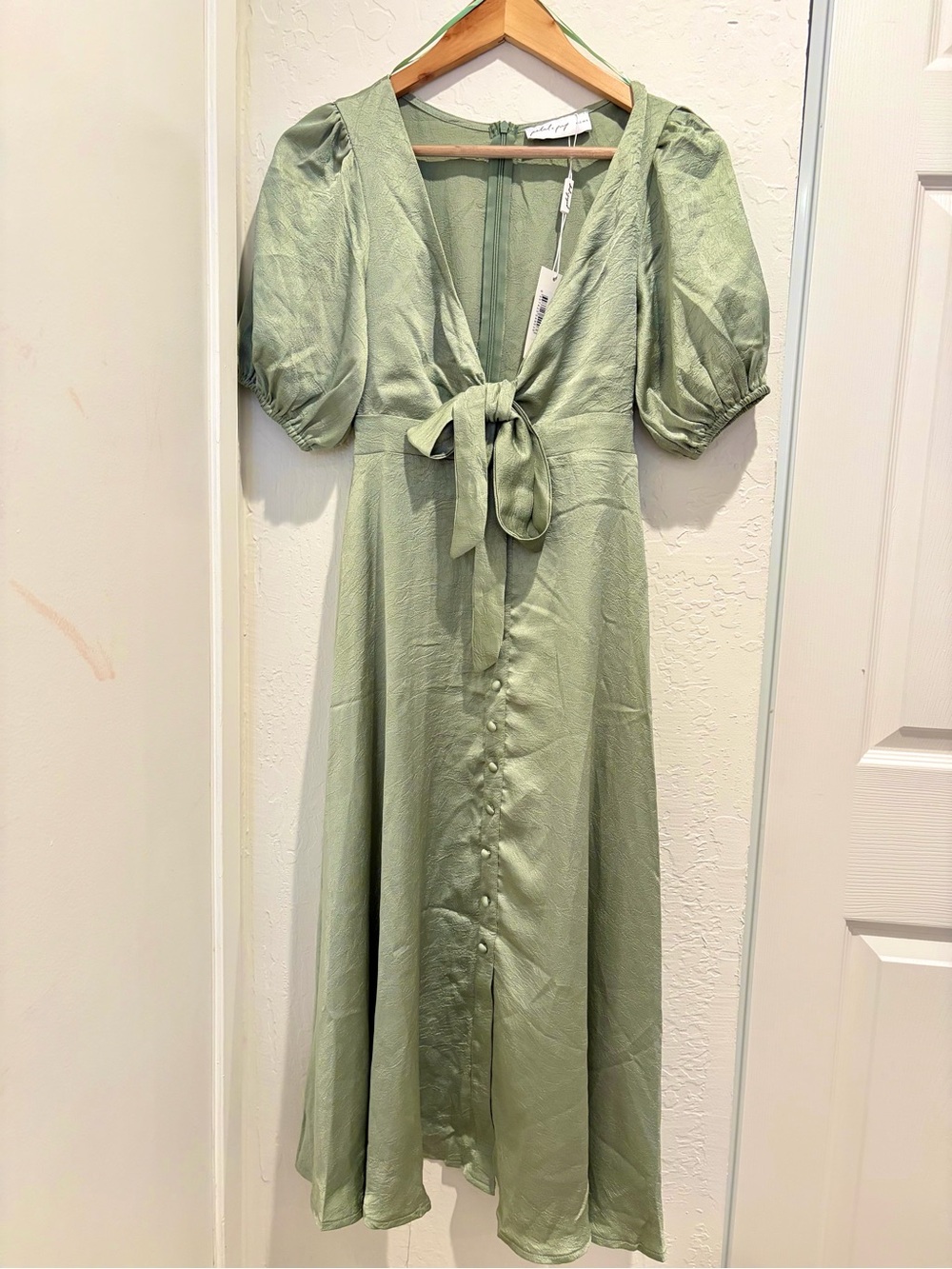 Petal & Pup Sage Green Tie-Front Midi Dress with Puff Sleeves